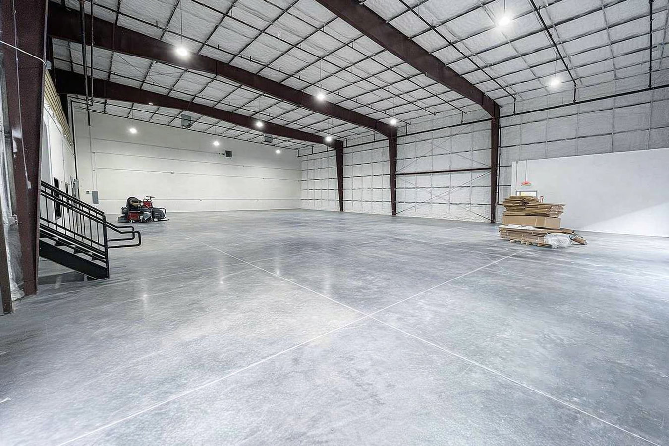 Concrete floor installation in Pomona, CA